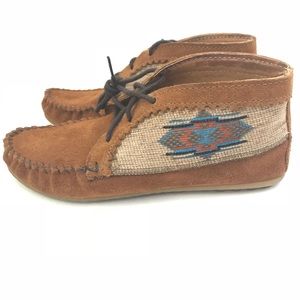 MINNETONKA Moccasin, ankle booties